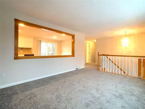 54 Custer St, Warwick, RI 02889 photo 6