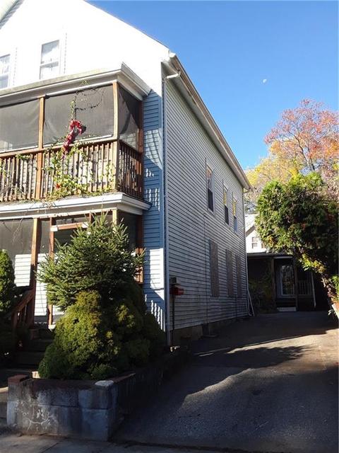 69 Summit St, Woonsocket, RI 02895 photo 4