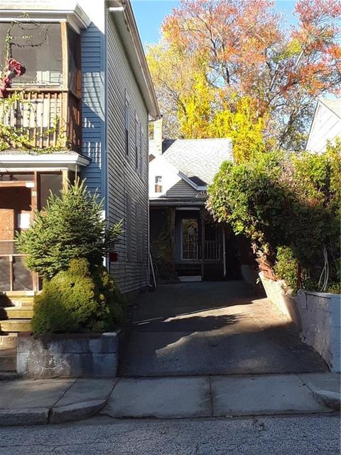 69 Summit St, Woonsocket, RI 02895 photo 3