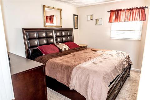 83 Founder Ave, Warwick, RI 02886 photo 12