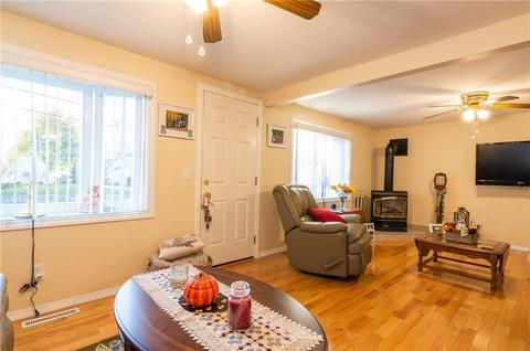1756 Mendon Rd, Woonsocket, RI 02895 photo 12