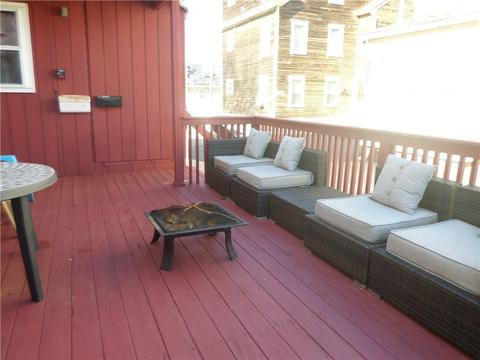 569 Park Ave, Woonsocket, RI 02895 photo 4