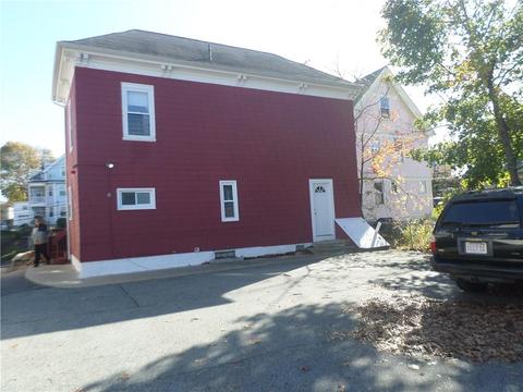 569 Park Ave, Woonsocket, RI 02895 photo 6
