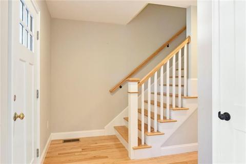 64 Bruce Ln, Warwick, RI 02886 photo 9