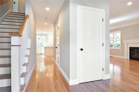 64 Bruce Ln, Warwick, RI 02886 photo 8