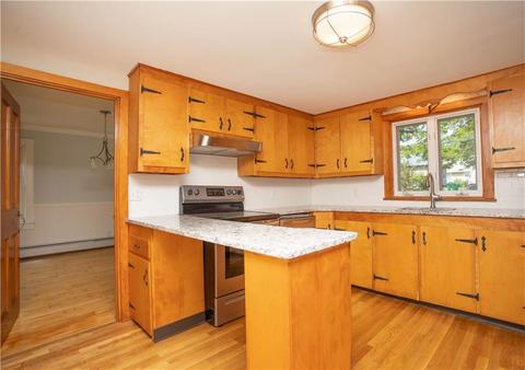 4 Ode Ct, Warwick, RI 02886 photo 10