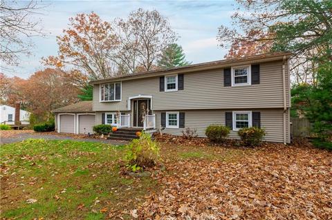7 Daniel Dr, Coventry, RI 02816 photo 3