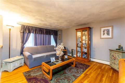 7 Daniel Dr, Coventry, RI 02816 photo 5