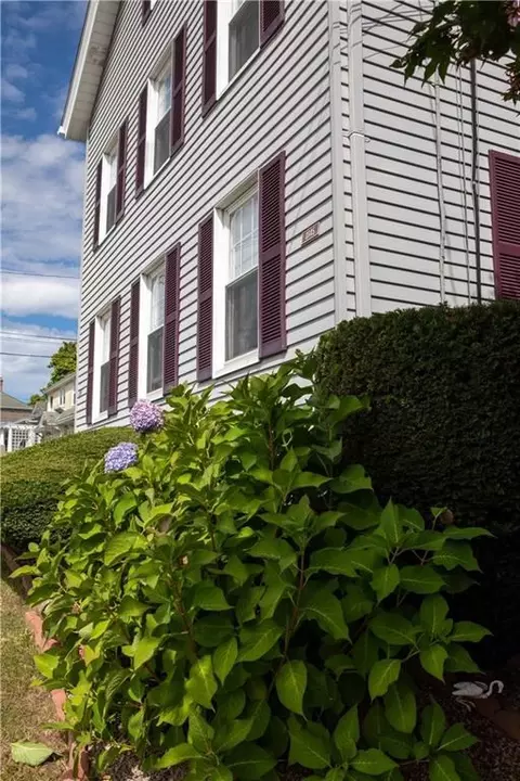 191 High St, Westerly, RI 02891 photo 4