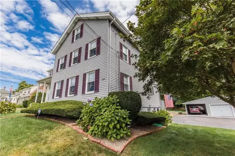 191 High St, Westerly, RI 02891 photo 3