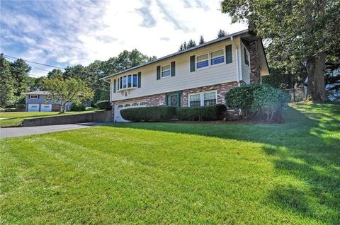 633 Lydia Ave, Woonsocket, RI 02895 photo 1