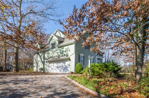 13 Links Psge, Westerly, RI 02891 photo 2