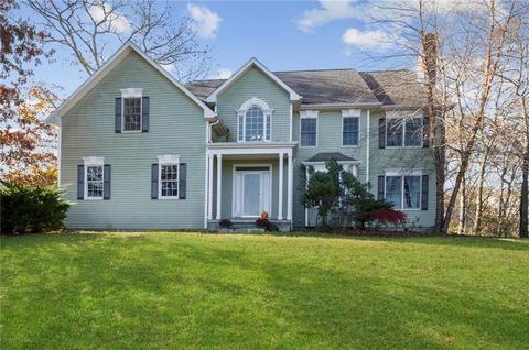 13 Links Psge, Westerly, RI 02891 photo 1