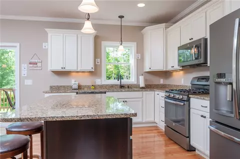 685 Gardner Rd, Exeter, RI 02822 photo 4