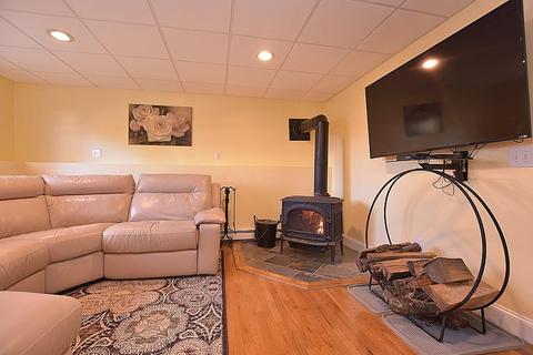 26 Dixie Rd, Coventry, RI 02816 photo 7