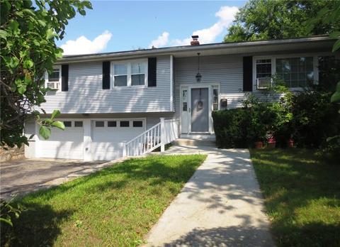 920 Park Ave, Woonsocket, RI 02895 photo 1