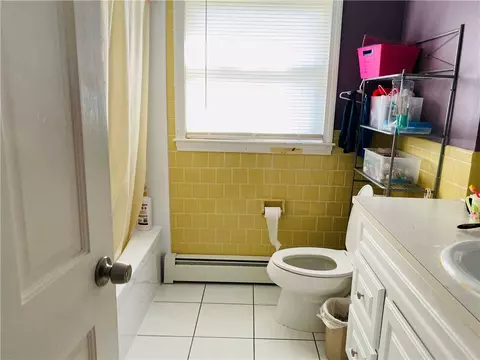 272 Killingly St, Providence, RI 02909 photo 4