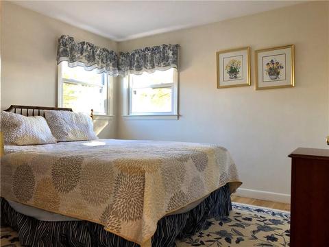 24 Winthrop Rd, Warwick, RI 02888 photo 12