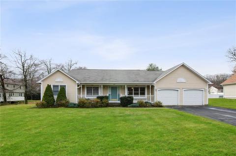 57 Castleton Dr, Cranston, RI 02921 photo 1