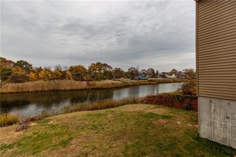 30 Forrest St, Warwick, RI 02889 photo 3