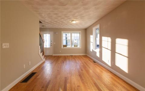 80 Dewey St, Woonsocket, RI 02895 photo 11