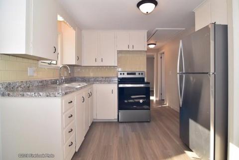 52 Dixie Ave, Warwick, RI 02889 photo 3