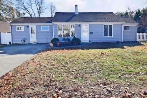 52 Dixie Ave, Warwick, RI 02889 photo 1