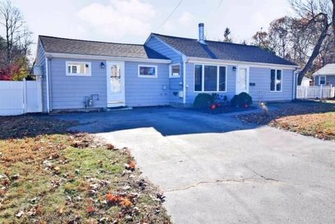52 Dixie Ave, Warwick, RI 02889 photo 2