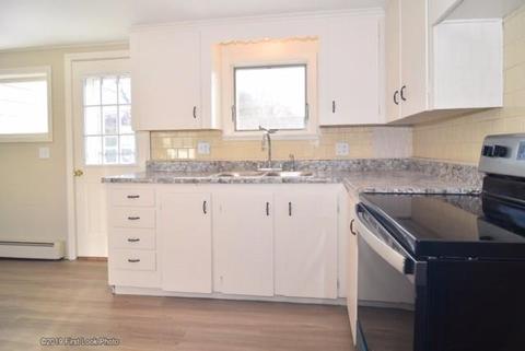 52 Dixie Ave, Warwick, RI 02889 photo 6