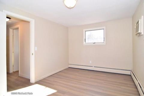 52 Dixie Ave, Warwick, RI 02889 photo 14