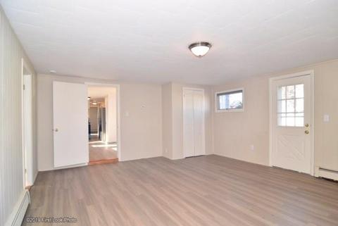 52 Dixie Ave, Warwick, RI 02889 photo 21