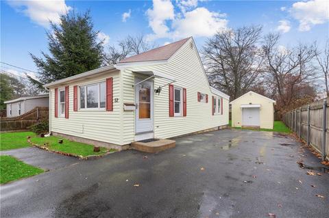 52 Brightside Ave, Warwick, RI 02889 photo 1