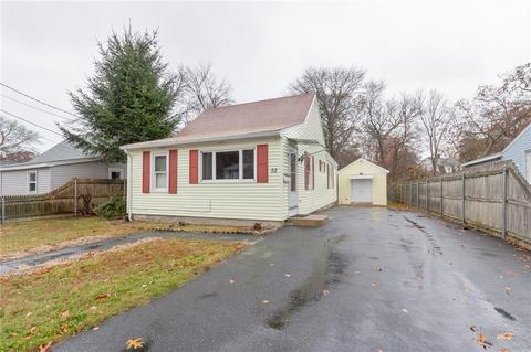 52 Brightside Ave, Warwick, RI 02889 photo 3