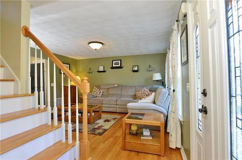 60 Cobblestone Ter, Coventry, RI 02816 photo 9