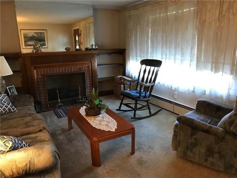 22 Glenbrook Rd, Warwick, RI 02889 photo 2