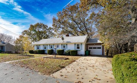 96 Dory Rd, Warwick, RI 02886 photo 1