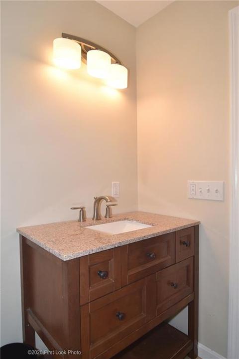 653 Ten Rod Rd, Exeter, RI 02822 photo 32