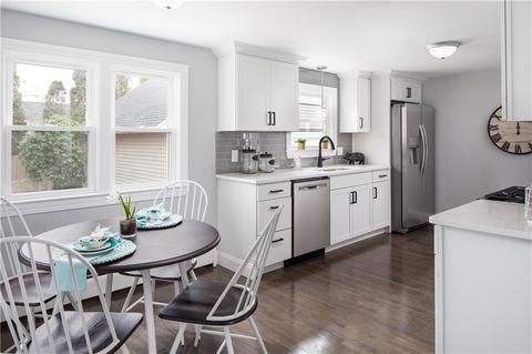 26 Waldron Ave, Warwick, RI 02888 photo 13