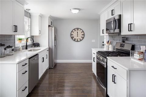 26 Waldron Ave, Warwick, RI 02888 photo 10
