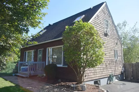 53 Potter Hill Rd, Westerly, RI 02891 photo 1