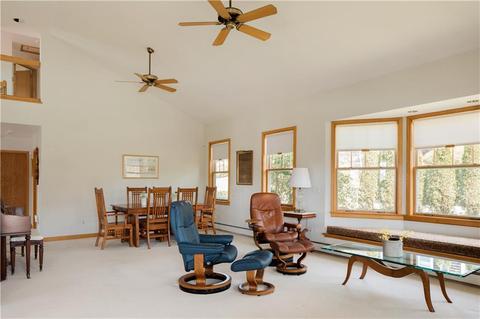 16 Plimpton Rd, Westerly, RI 02891 photo 5