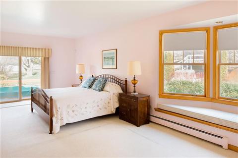 16 Plimpton Rd, Westerly, RI 02891 photo 8