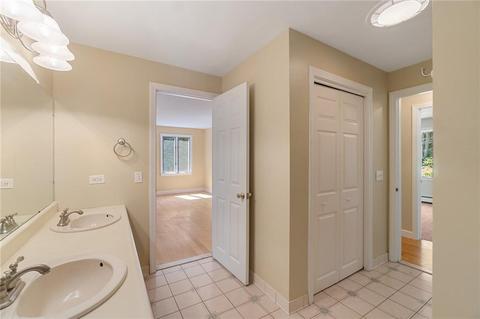 53 Castle Heights Ct, Woonsocket, RI 02895 photo 12