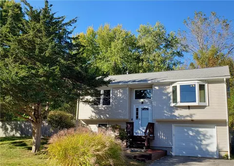 309 Point Ave, Warwick, RI 02889 photo 2