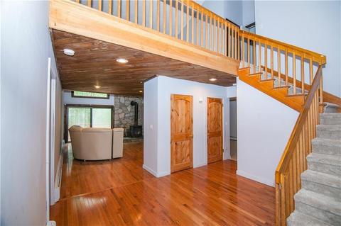 16 Sandy Ln, Glocester, RI 02814 photo 3