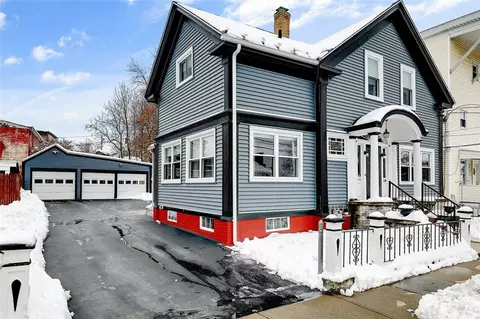 118 Estes St, Woonsocket, RI 02895 photo 3