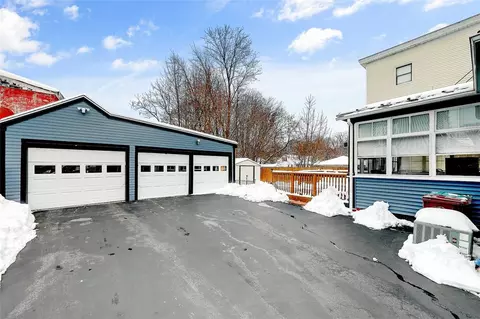 118 Estes St, Woonsocket, RI 02895 photo 32