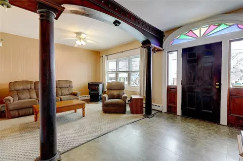 118 Estes St, Woonsocket, RI 02895 photo 5