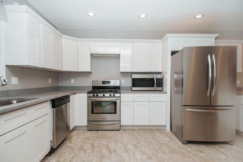 31 Pendleton St, Cranston, RI 02920 photo 15