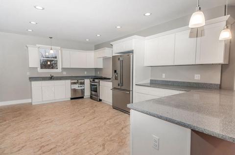 31 Pendleton St, Cranston, RI 02920 photo 8